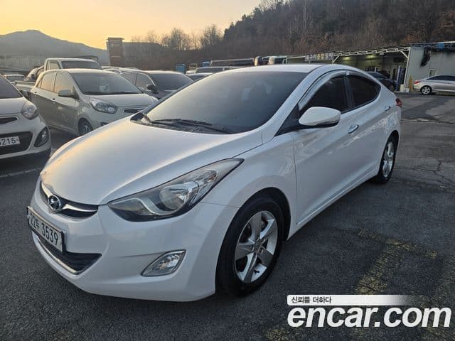 Hyundai Avante MD Luxury, 2012 1