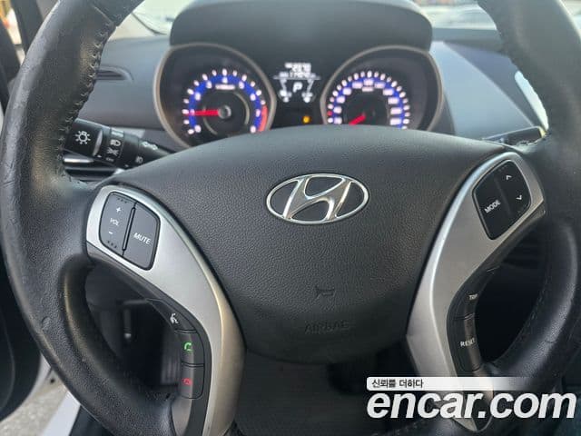 Hyundai Avante MD Luxury, 2012 8