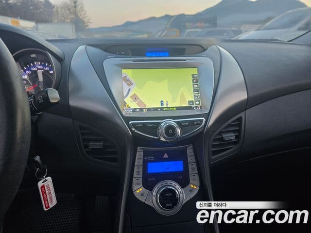 Hyundai Avante MD Luxury, 2012 9