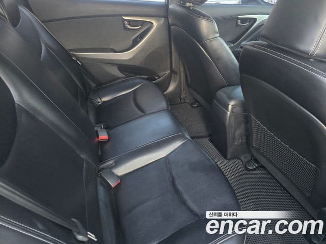 Hyundai Avante MD Luxury, 2012 11