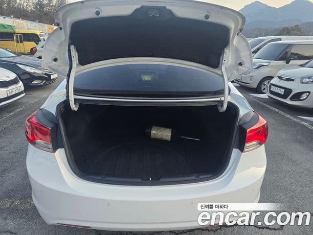 Hyundai Avante MD Luxury, 2012 18