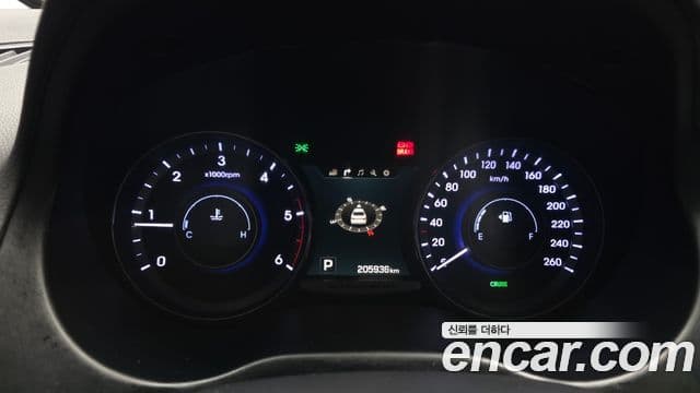 Hyundai Grandeur HG Premium, 2015 8