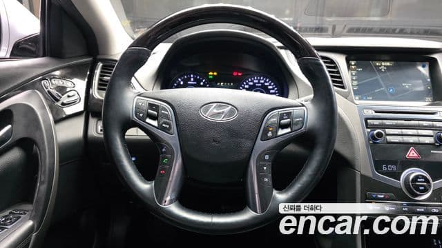 Hyundai Grandeur HG Premium, 2015 13