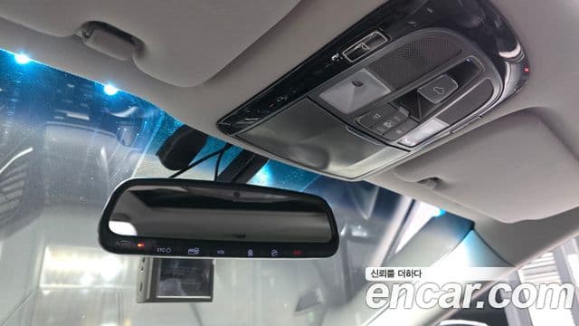 Hyundai Grandeur HG Premium, 2015 18