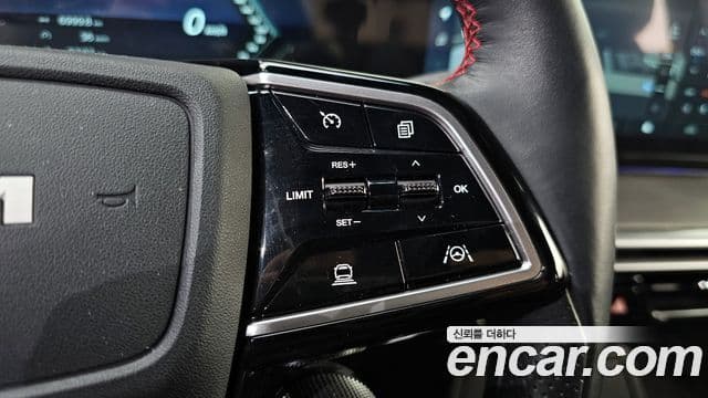 KG모빌리티(SsangYong) Actyon 2세대 S9, 2025 18