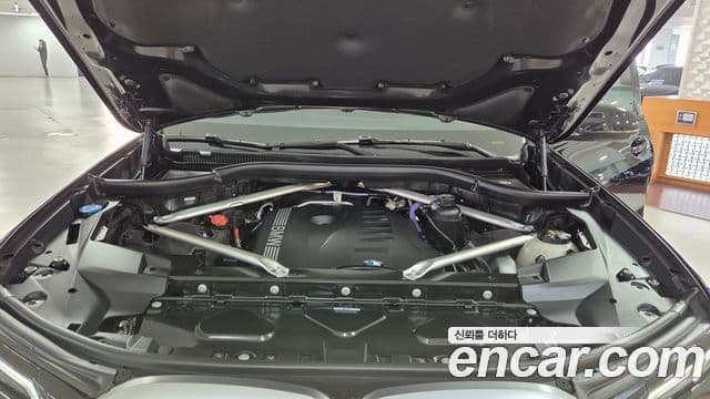 BMW X7 (G07) xDrive 40i M Sport 6인승, 2024 6