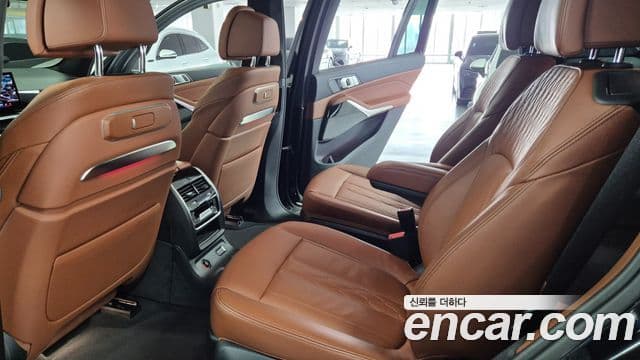 BMW X7 (G07) xDrive 40i M Sport 6인승, 2024 11