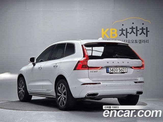 Volvo XC60 2세대 T8 Inscription, 2021 6