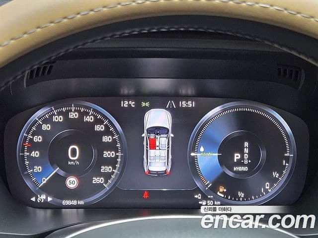 Volvo XC60 2세대 T8 Inscription, 2021 8