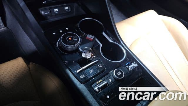 Kia K5 гибрид 3세대 Prestige, 2023 9