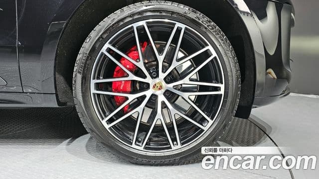 Porsche Macan 95B, 2024 все фото