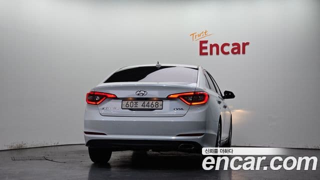 Hyundai LF Sonata 2.0 Smart, 2015 4