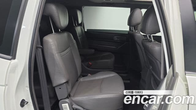 KG모빌리티(SsangYong) Korando 투리스모 4WD Extreme 9인승, 2015 12