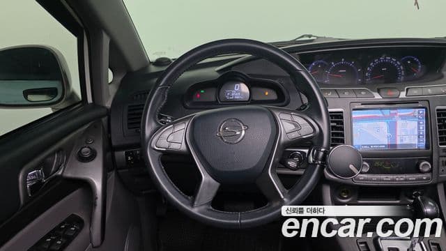 KG모빌리티(SsangYong) Korando 투리스모 4WD Extreme 9인승, 2015 13