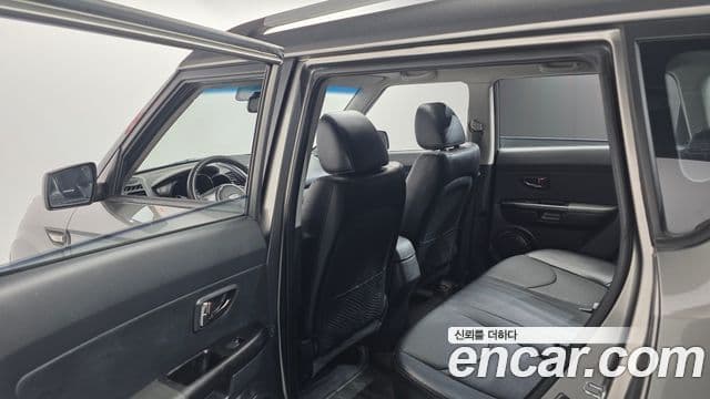 Kia Soul топовая версия, 2010 18
