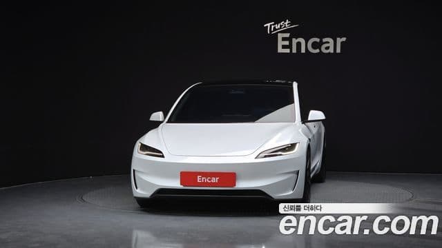 Tesla модель 3 performance, 2024 3
