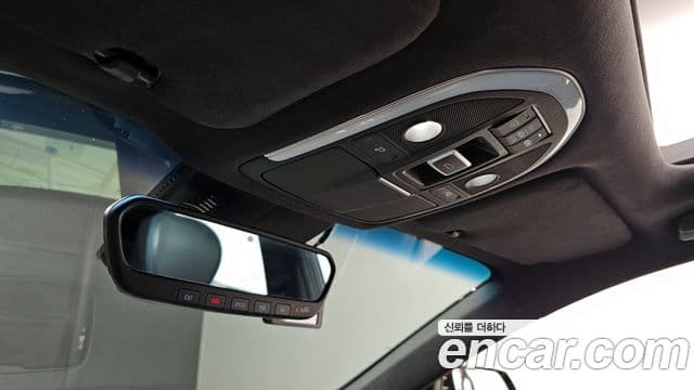 Genesis G80 Sport, 2018 18