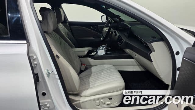 Kia K8 Signature, 2023 11