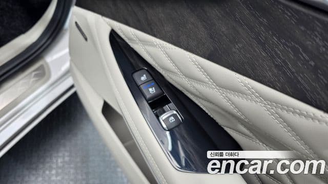 Kia K8 Signature, 2023 19