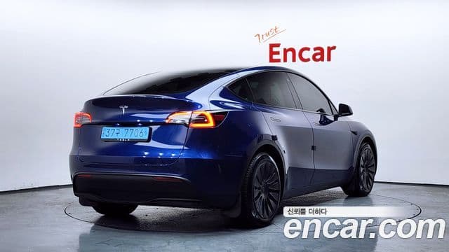 Tesla модель Y, 2024 2