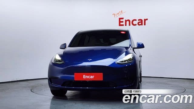 Tesla модель Y, 2024 3