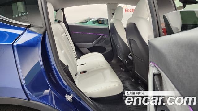 Tesla модель Y, 2024 12