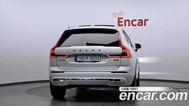 Volvo XC60 2세대 B6 Ultimate Bright, 2024 4