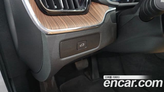 Volvo XC60 2세대 B6 Ultimate Bright, 2024 13