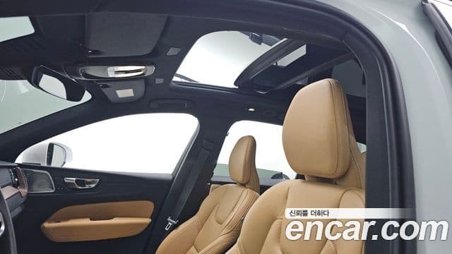 Volvo XC60 2세대 B6 Ultimate Bright, 2024 14