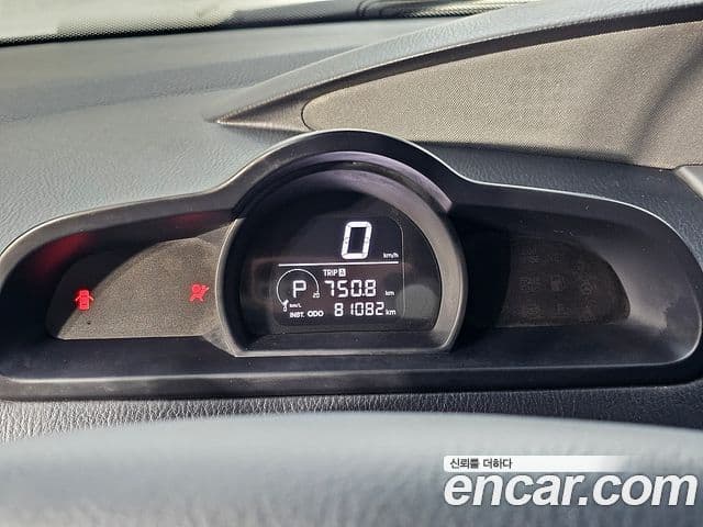 KG모빌리티(SsangYong) Korando 투리스모 2WD GT 11인승, 2014 7