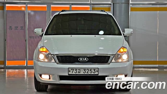 Kia Carnival R Premium, 2013 2