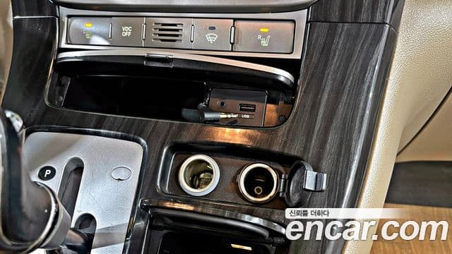 Kia Carnival R Premium, 2013 13