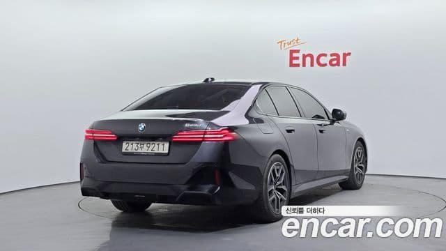 BMW 5시리즈 (G60) 523d M Sport, 2025 2