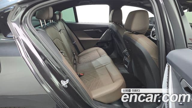 BMW 5시리즈 (G60) 523d M Sport, 2025 12