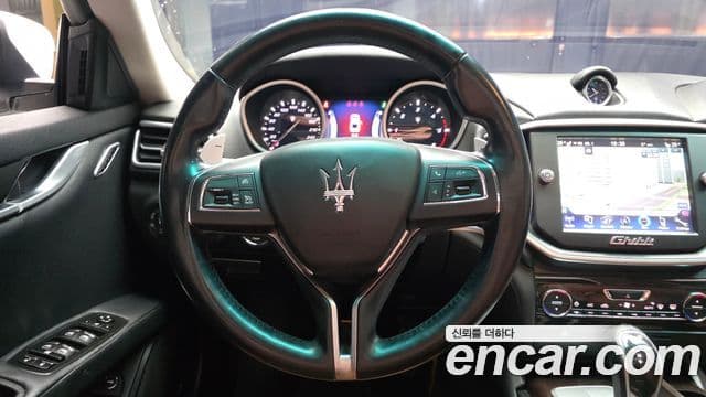 Maserati 기블리 3세대, 2015 13