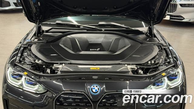 BMW i4 eDrive40 M Sport Pro, 2024 6