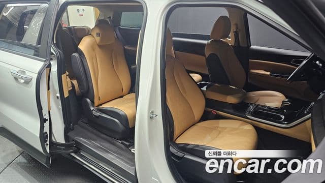 Kia Carnival 4세대 Prestige, 2023 11