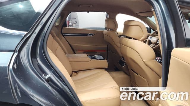 Genesis G80 (RG3) бензин 2.5 турбо 2WD, 2025 12