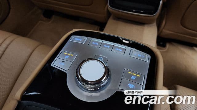 Genesis G80 (RG3) бензин 2.5 турбо 2WD, 2025 19