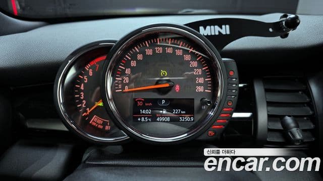 Mini Cooper 3세대, 2014 8