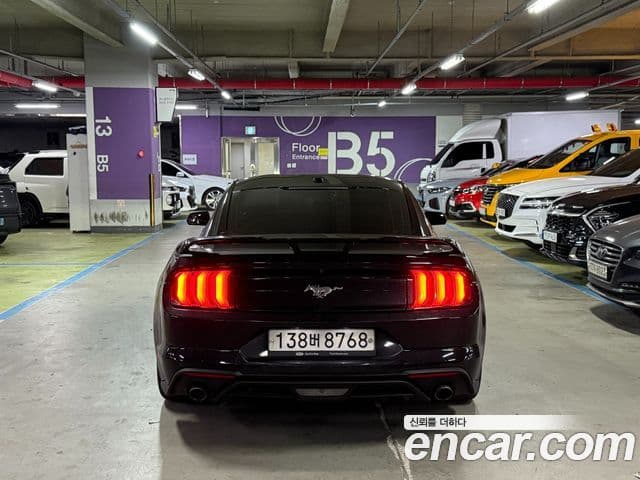 Ford Mustang купе, 2019 2