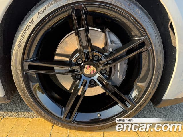 Porsche 타이칸 базовый, 2022 8