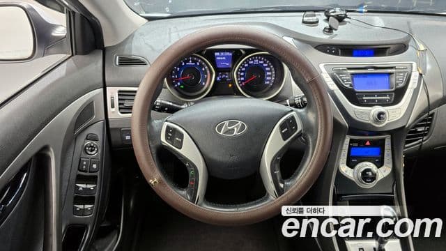 Hyundai Avante MD Premier, 2011 14