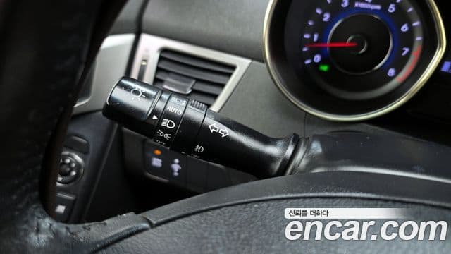 Hyundai Avante MD Premier, 2011 19