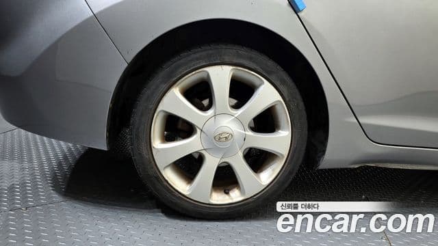 Hyundai Avante MD M16 GDI top, 2012 все фото