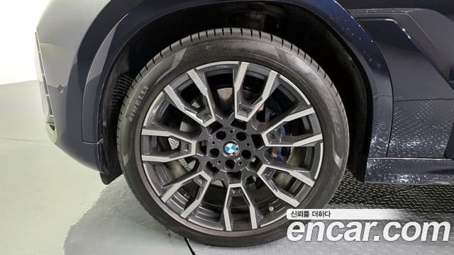 BMW X6 (G06) xDrive40i M Sport, 2025 все фото