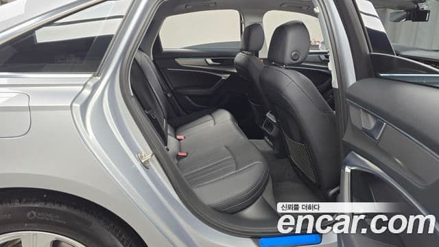 Audi A6 (C8), 2021 12