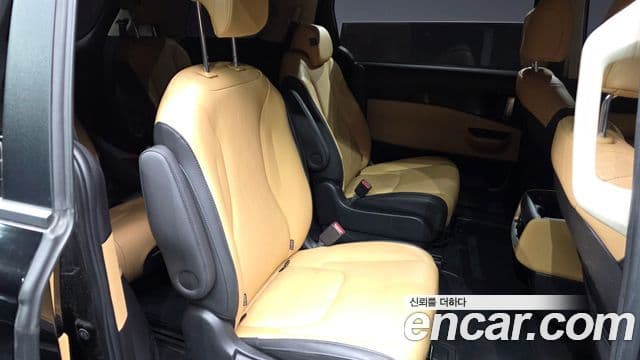 Kia Carnival 4세대 Prestige, 2022 12