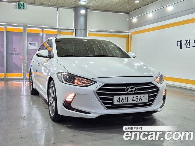 Hyundai Avante AD 1.6 GDI Value Plus, 2017 3