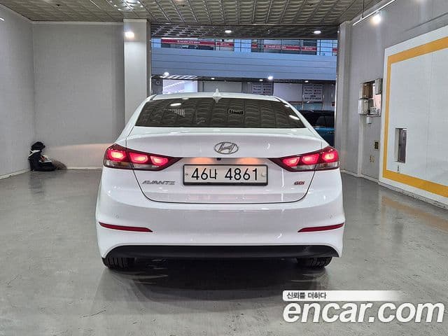 Hyundai Avante AD 1.6 GDI Value Plus, 2017 4